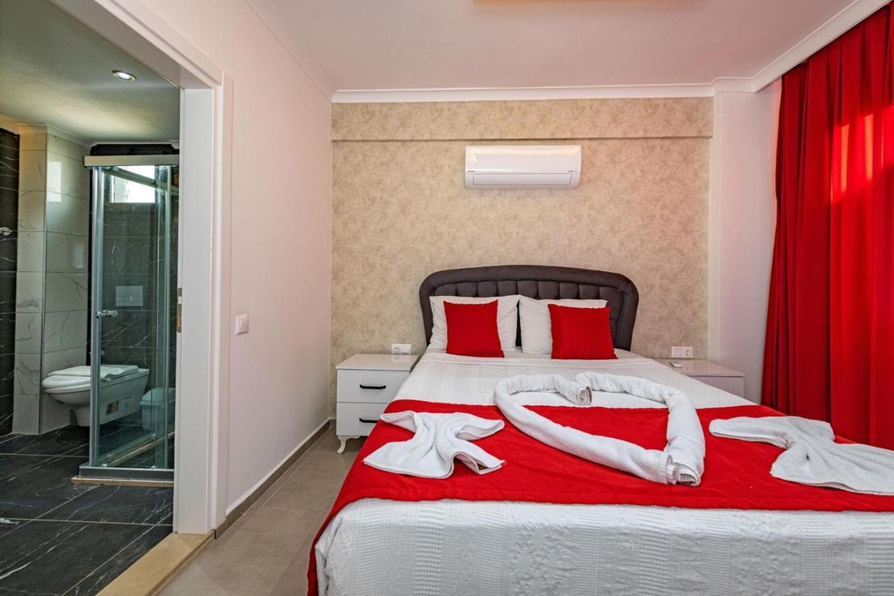 4 Bedroom Holiday Villa In Hisaroenue Oeluedeniz- Gold Rose フェティエ エクステリア 写真