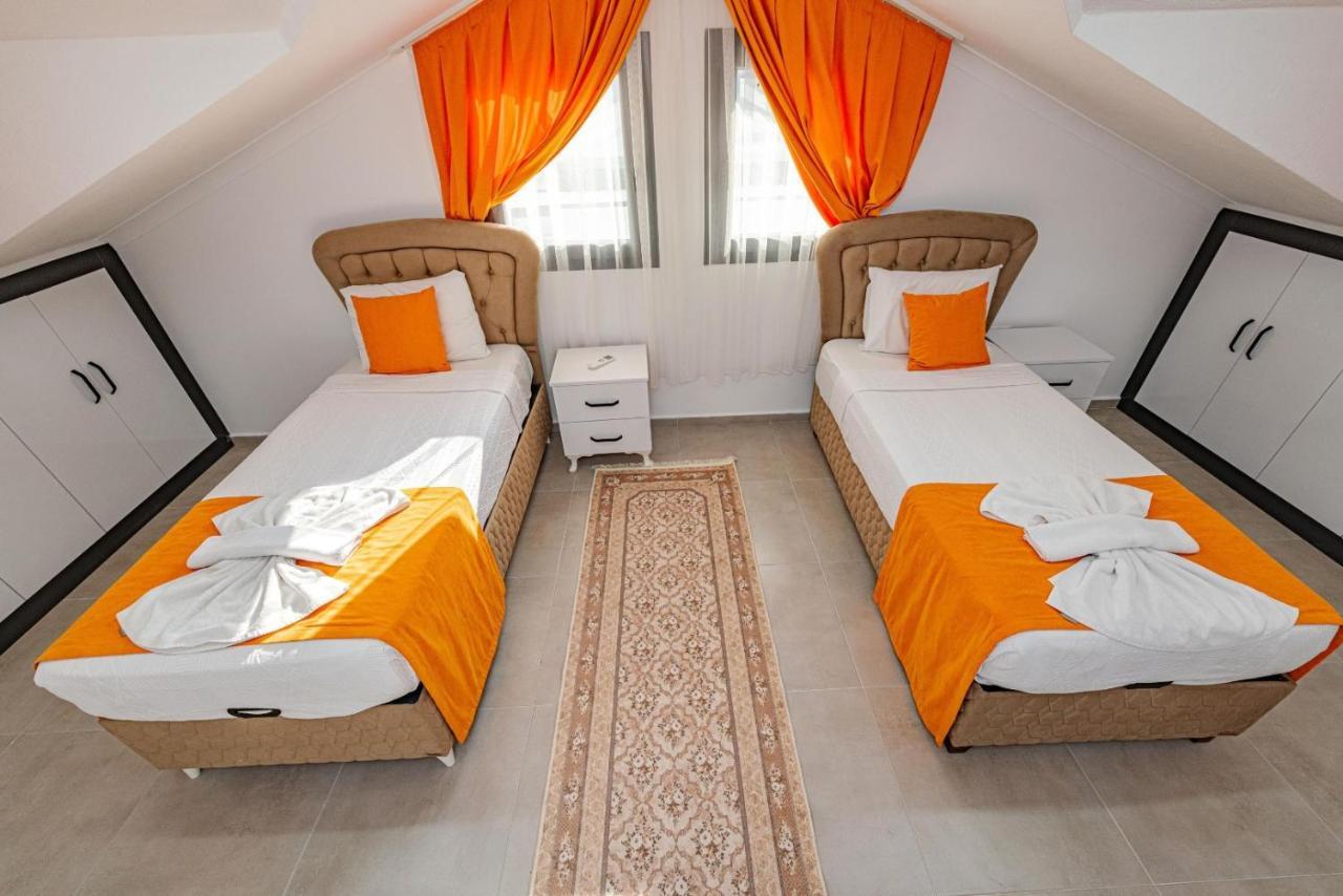 4 Bedroom Holiday Villa In Hisaroenue Oeluedeniz- Gold Rose フェティエ エクステリア 写真