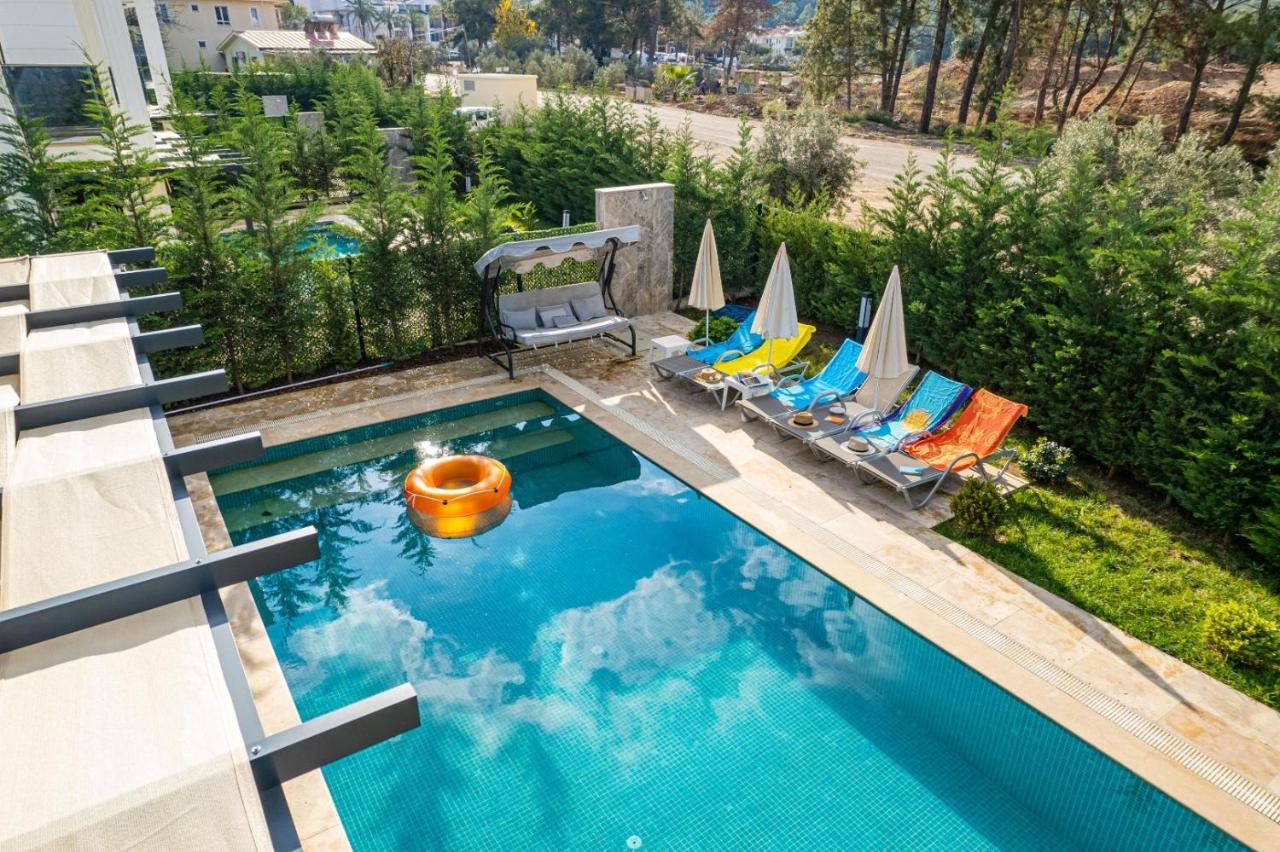 4 Bedroom Holiday Villa In Hisaroenue Oeluedeniz- Gold Rose フェティエ エクステリア 写真