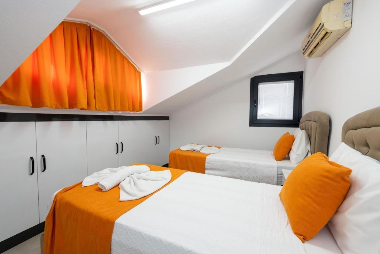4 Bedroom Holiday Villa In Hisaroenue Oeluedeniz- Gold Rose フェティエ エクステリア 写真